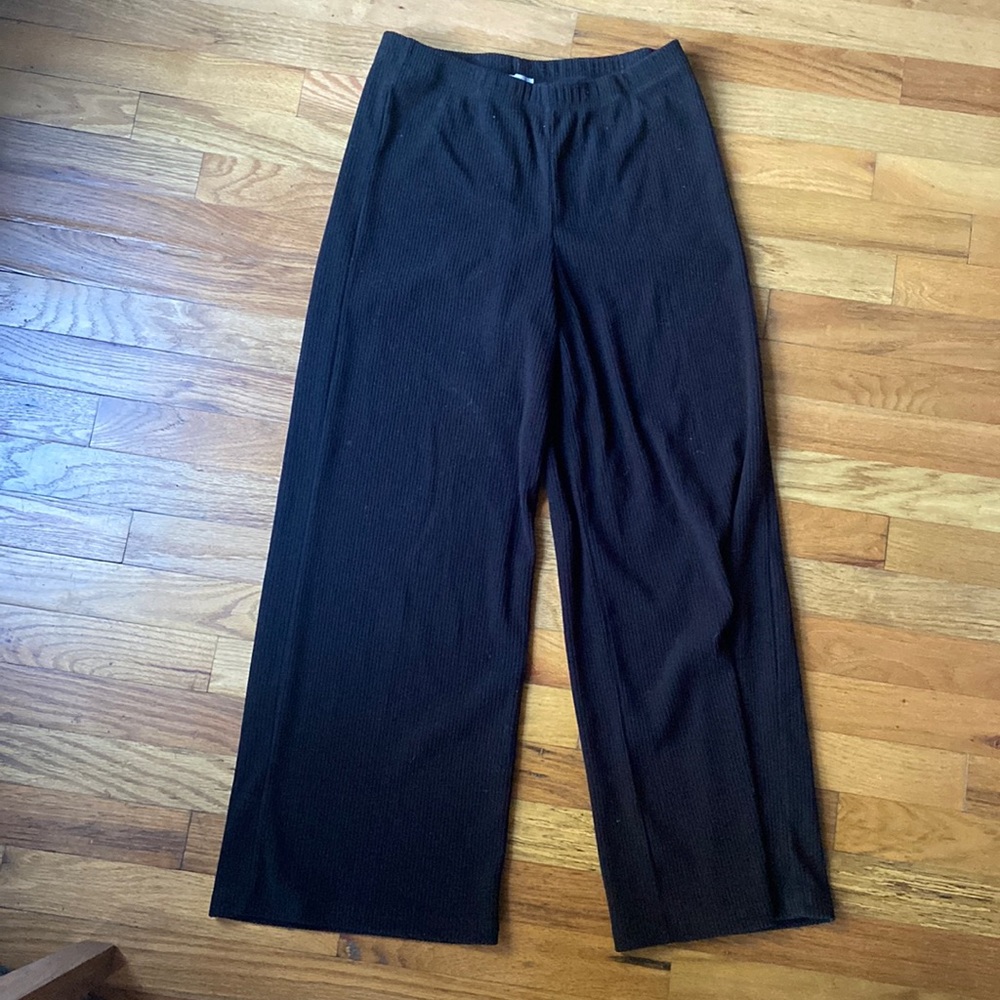 Black Ribbed Gaucho Pants